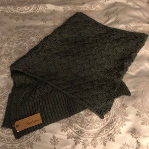 NWT grey scarf